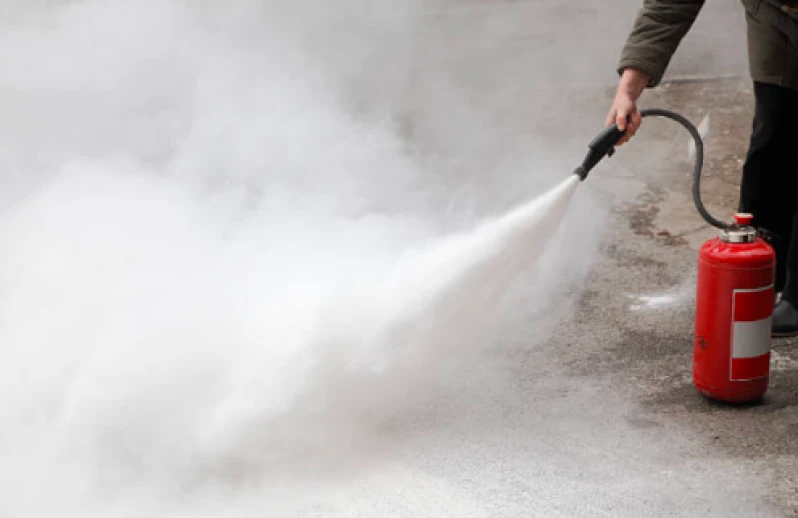 Manutenção de Extintor de Incêndio Manutenção de Extintor de Incêndio