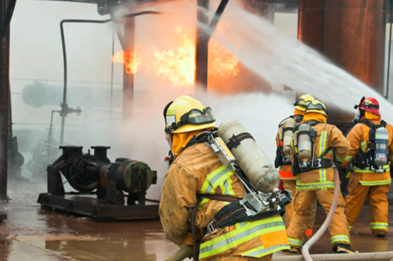 Empresa Que Faz Treinamento Combate a Incêndio com Extintores Santos - Treinamento Prático de Combate a Incêndio