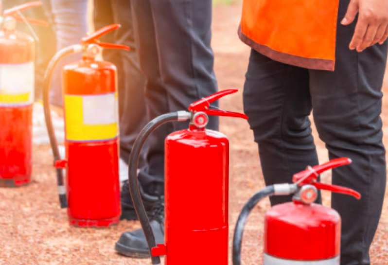 Empresa Que Faz Treinamento Prático de Combate a Incêndio Tatuapé - Treinamentos para Combate de Incêndio