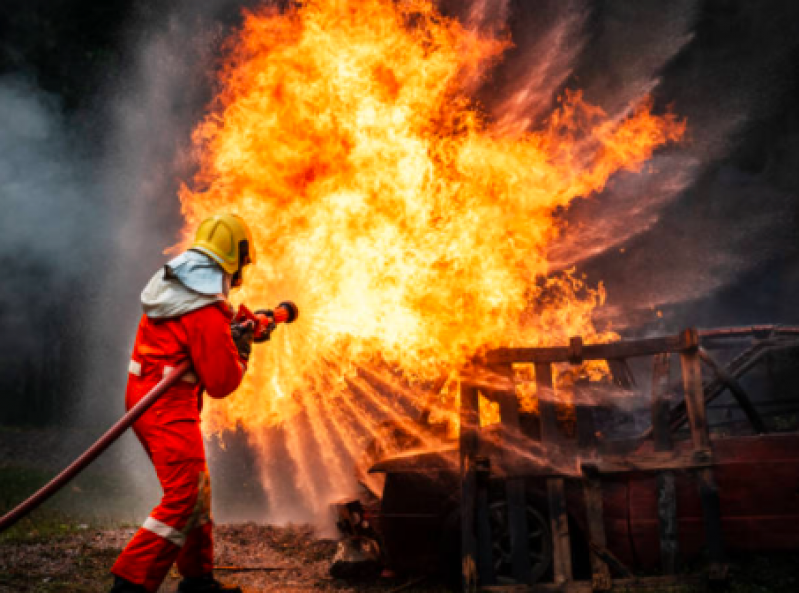 sistema de combate a incêndio industrial Mauá