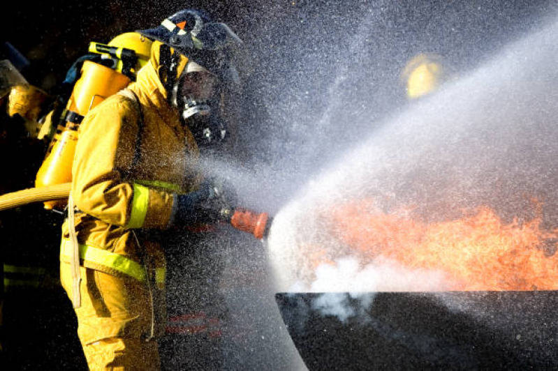 treinamento de brigada de incêndio Cotia