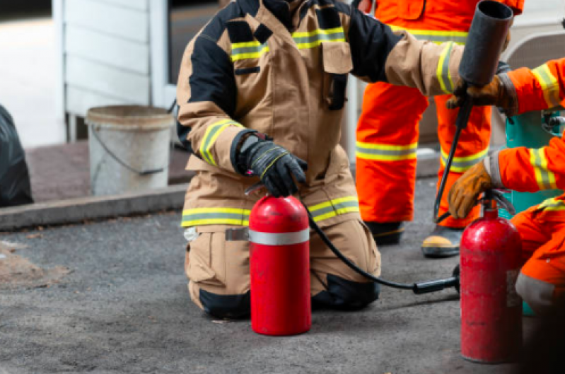 Treinamentos de Incêndio nas Empresas Valores Freguesia do Ó - Treinamento Combate a Incêndio com Extintores